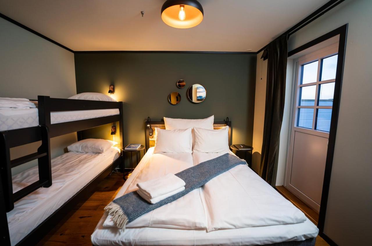 Aparthotel Tobiasbrygga Henningsvaer Exterior foto