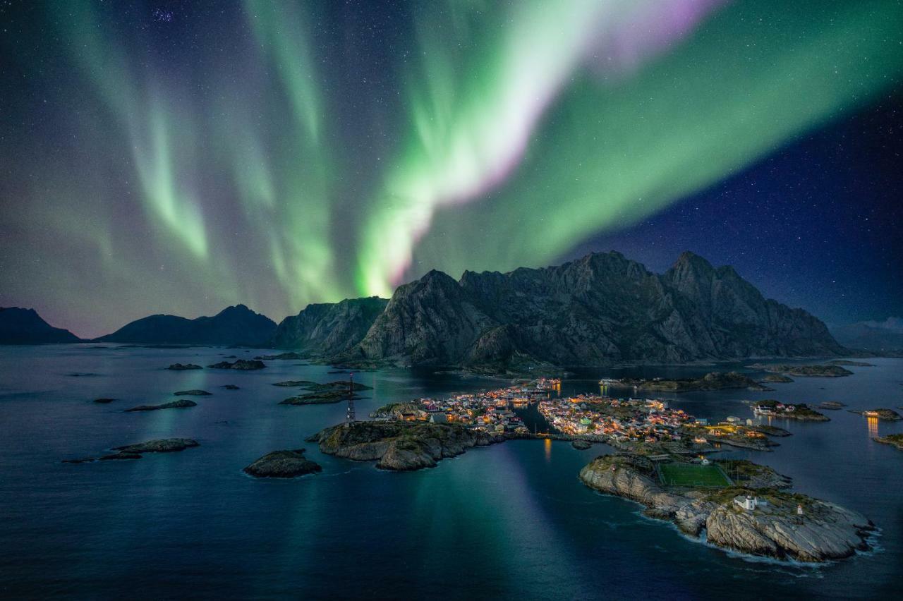 Aparthotel Tobiasbrygga Henningsvaer Exterior foto